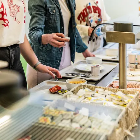 Хостел De Ploate Остенде